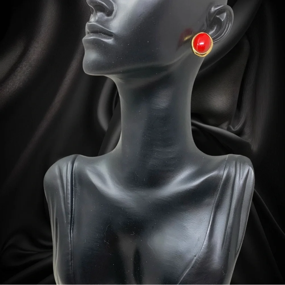 Vintage 1980s Trifari Large Gold & Red Cabochon Pierced Earrings Couture Jewelry - Picture 4 of 6